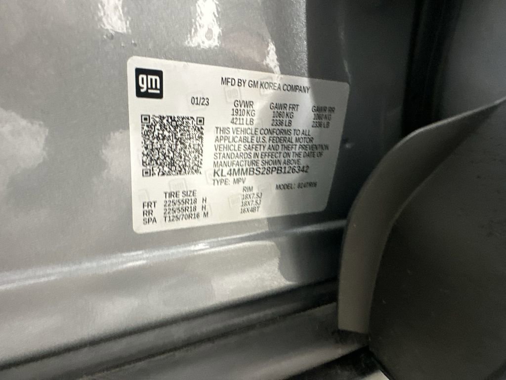 Used 2023 Buick Encore GX Preferred w/ Cold Weather Comfort Package FWD image 34