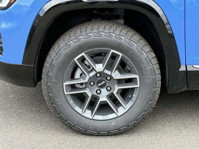 New 2026 GMC Terrain AT4 w/ Convenience Package III AWD/4WD image 9