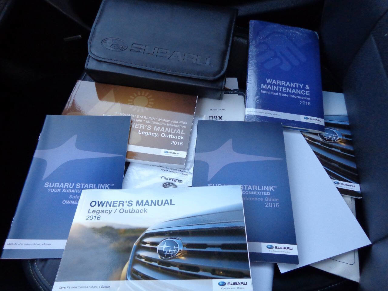 Used 2016 Subaru Legacy 3.6R Limited image 19