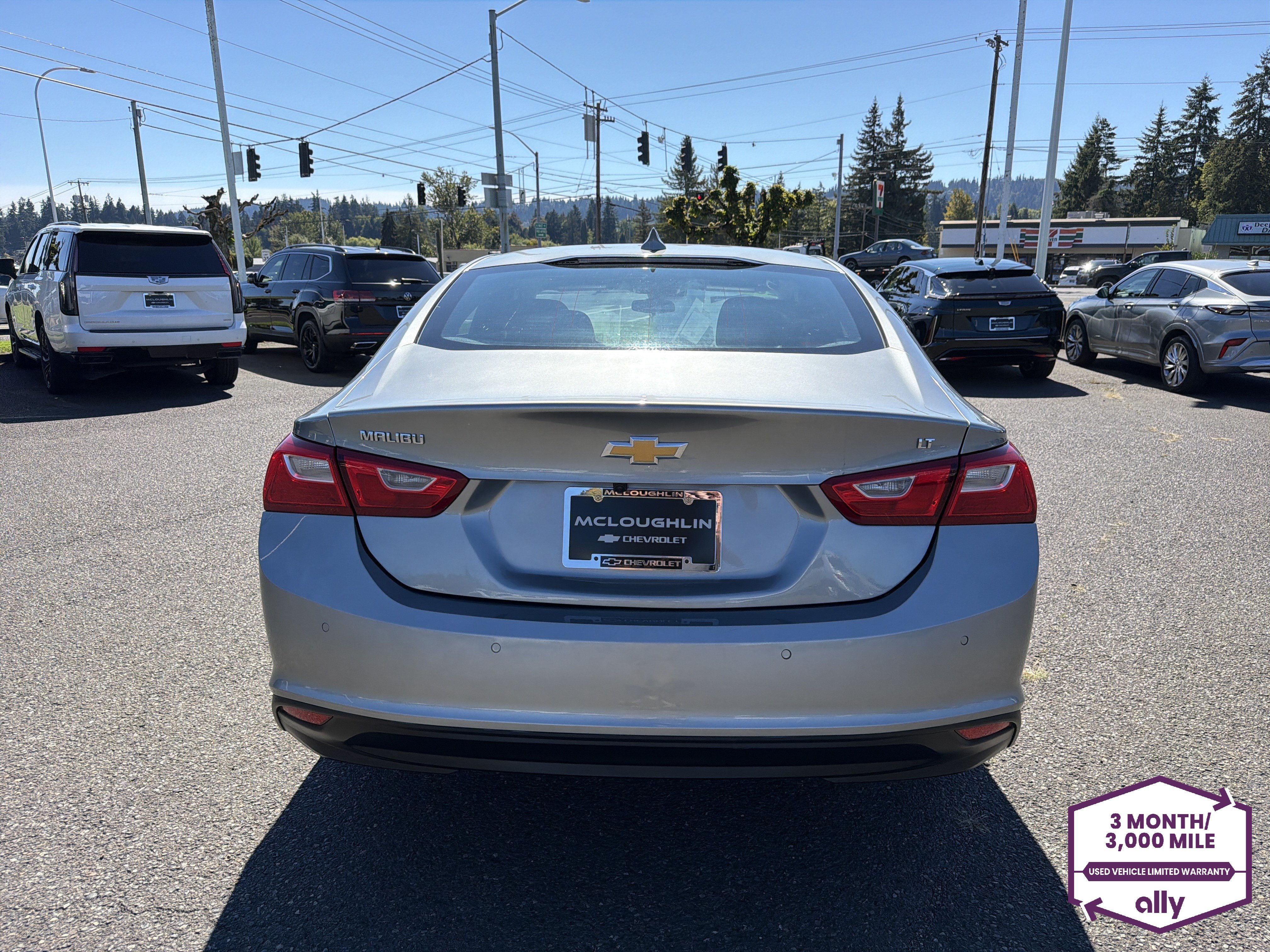 Used 2024 Chevrolet Malibu LT FWD image 4