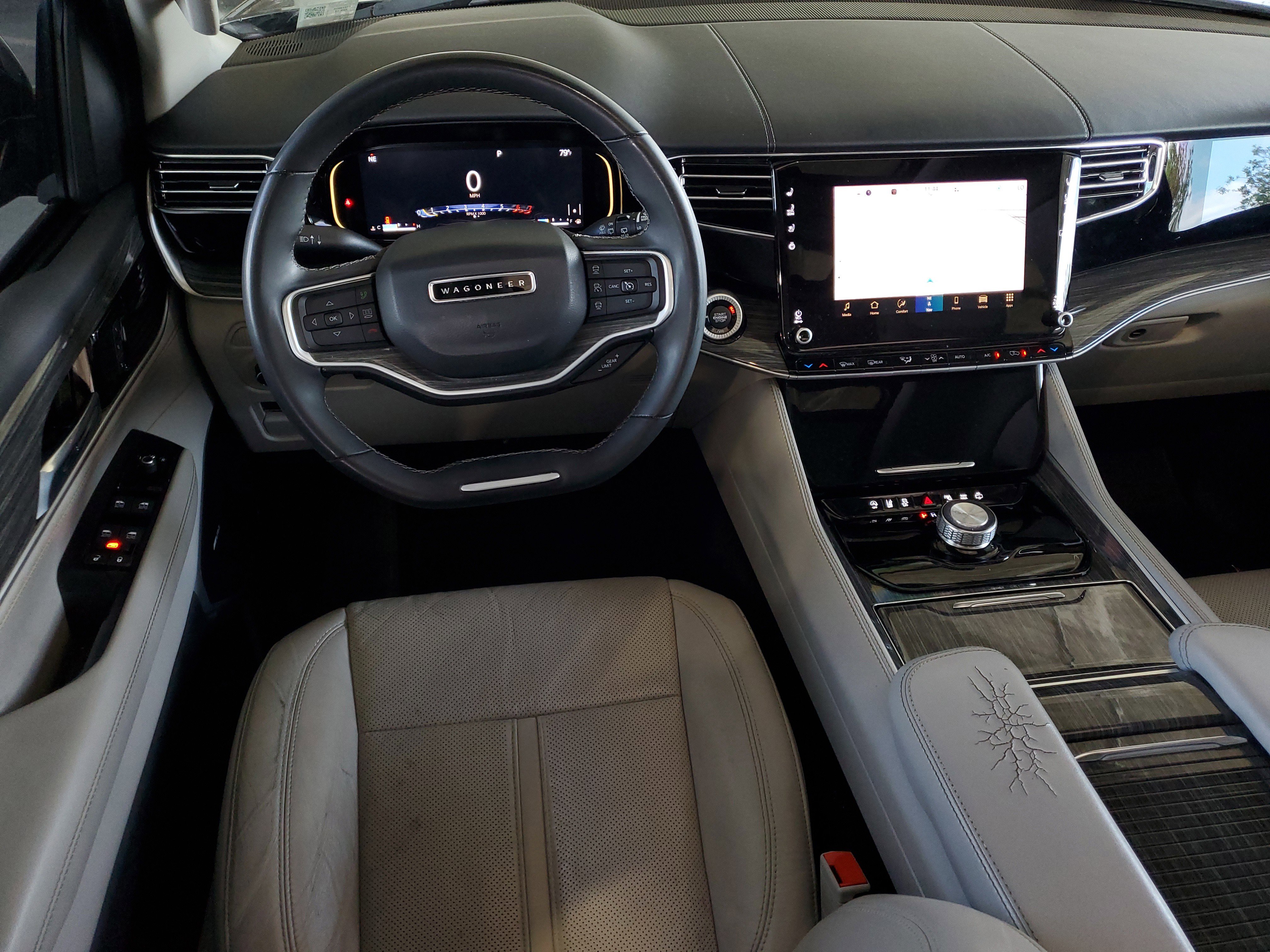 Certified 2022 Jeep Wagoneer Series II w/ Premium Group I RWD image 12