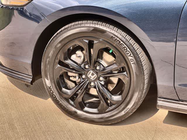 Certified 2025 Honda Accord SE image 9
