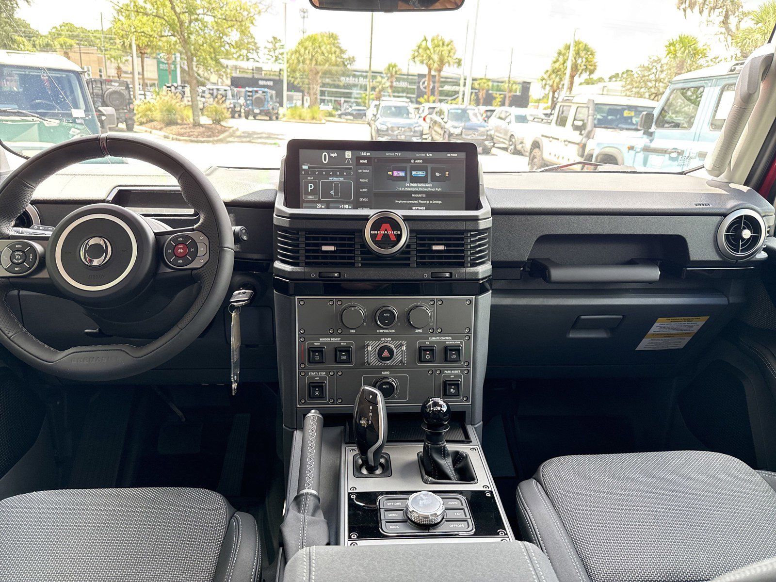 Used 2025 INEOS Grenadier image 25