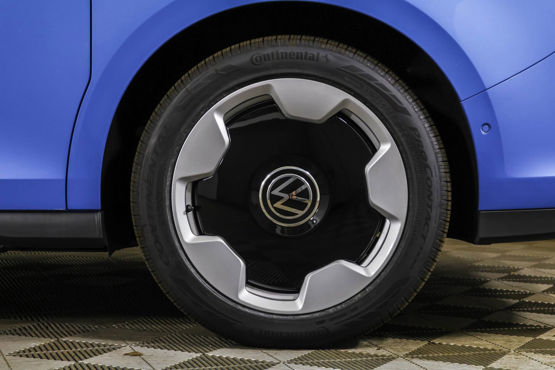 New 2025 Volkswagen ID. Buzz Pro S Plus image 19