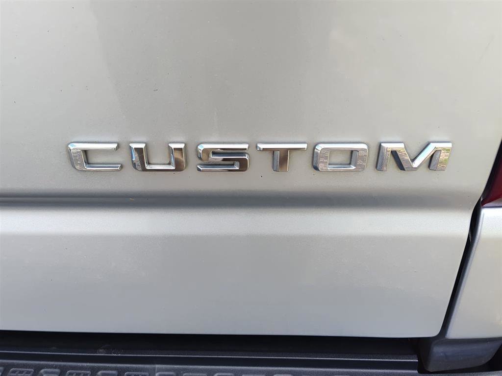 Used 2022 Chevrolet Silverado 1500 Custom image 6
