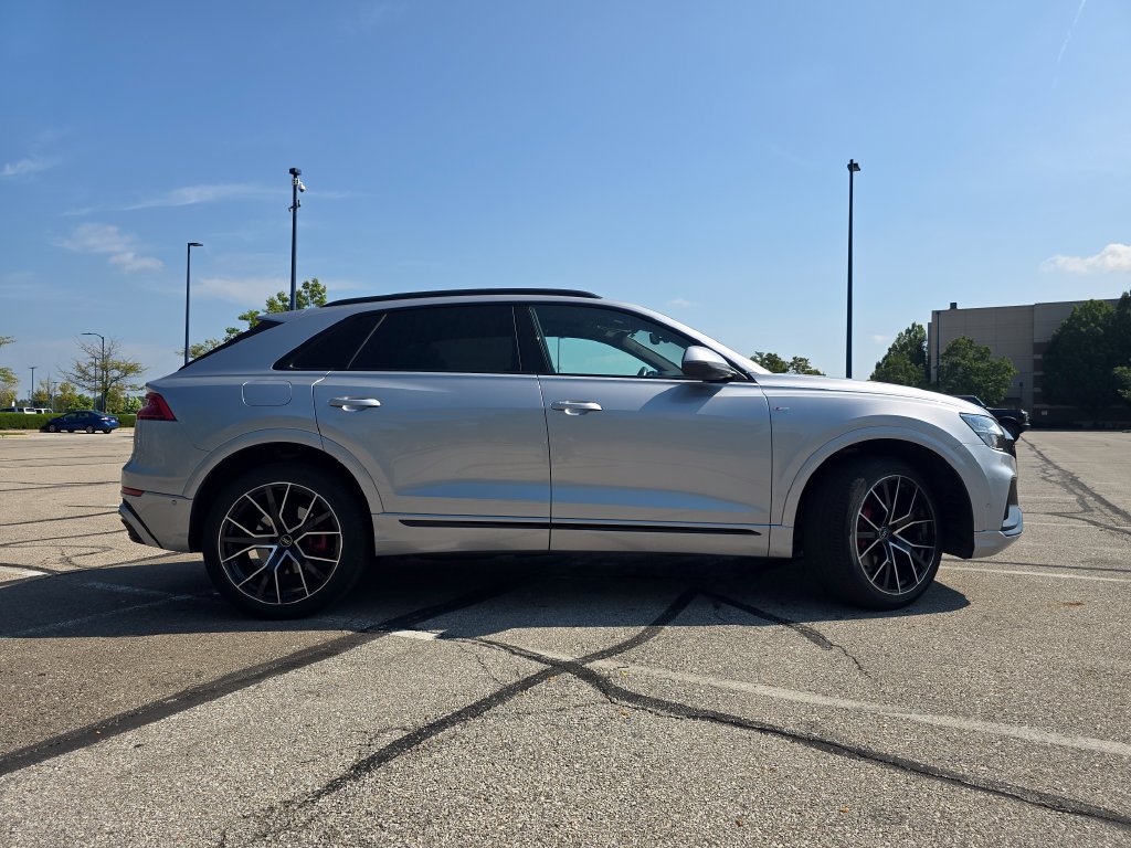 Used 2021 Audi Q8 Premium Plus AWD/4WD image 16