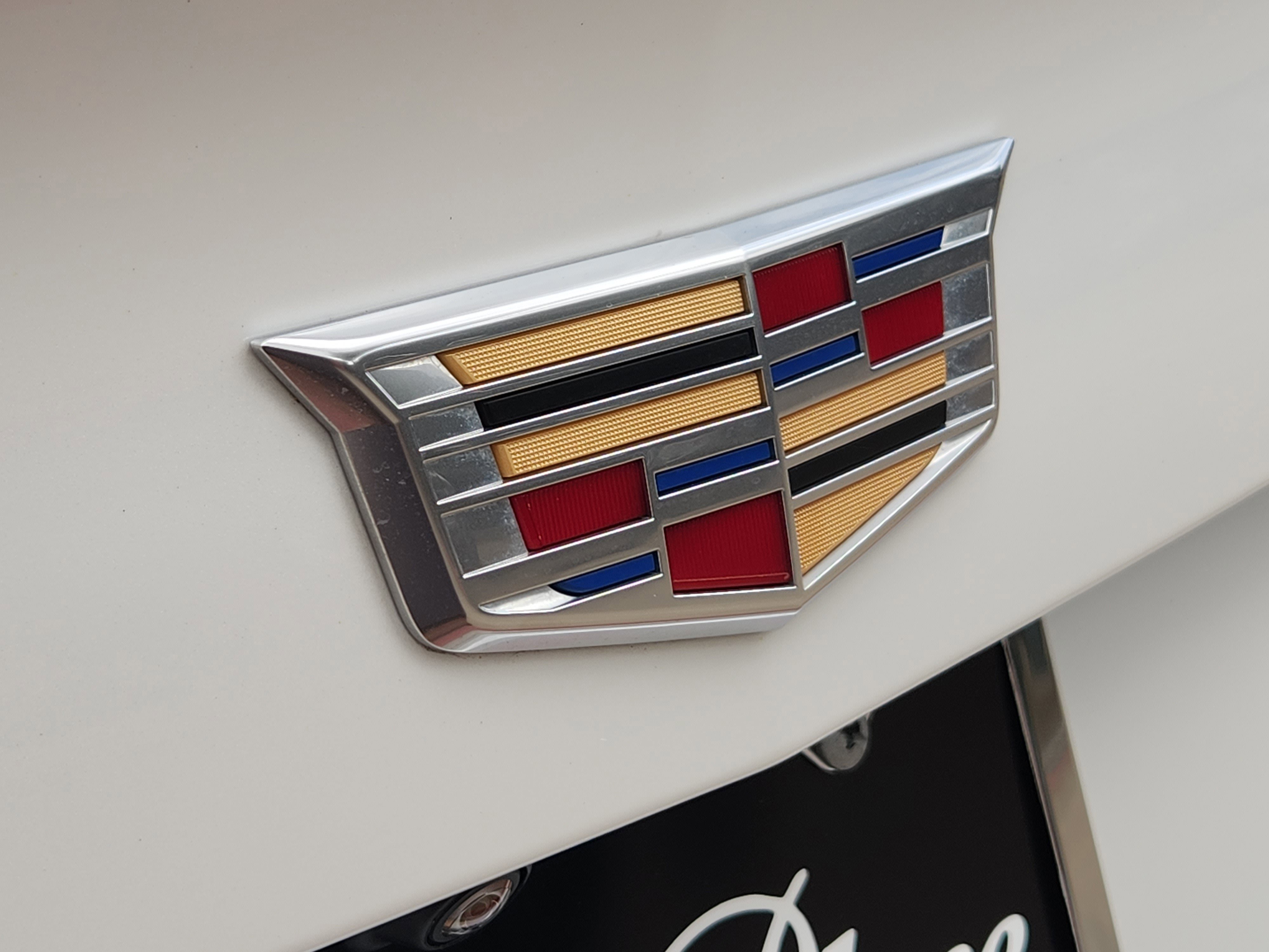 Used 2025 Cadillac XT4 Sport FWD image 30