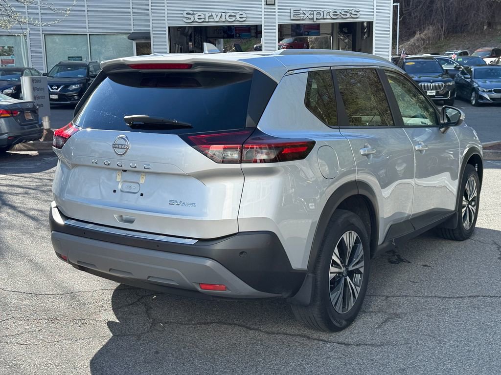 Used 2023 Nissan Rogue SV w/ SV Premium B Package AWD/4WD image 5