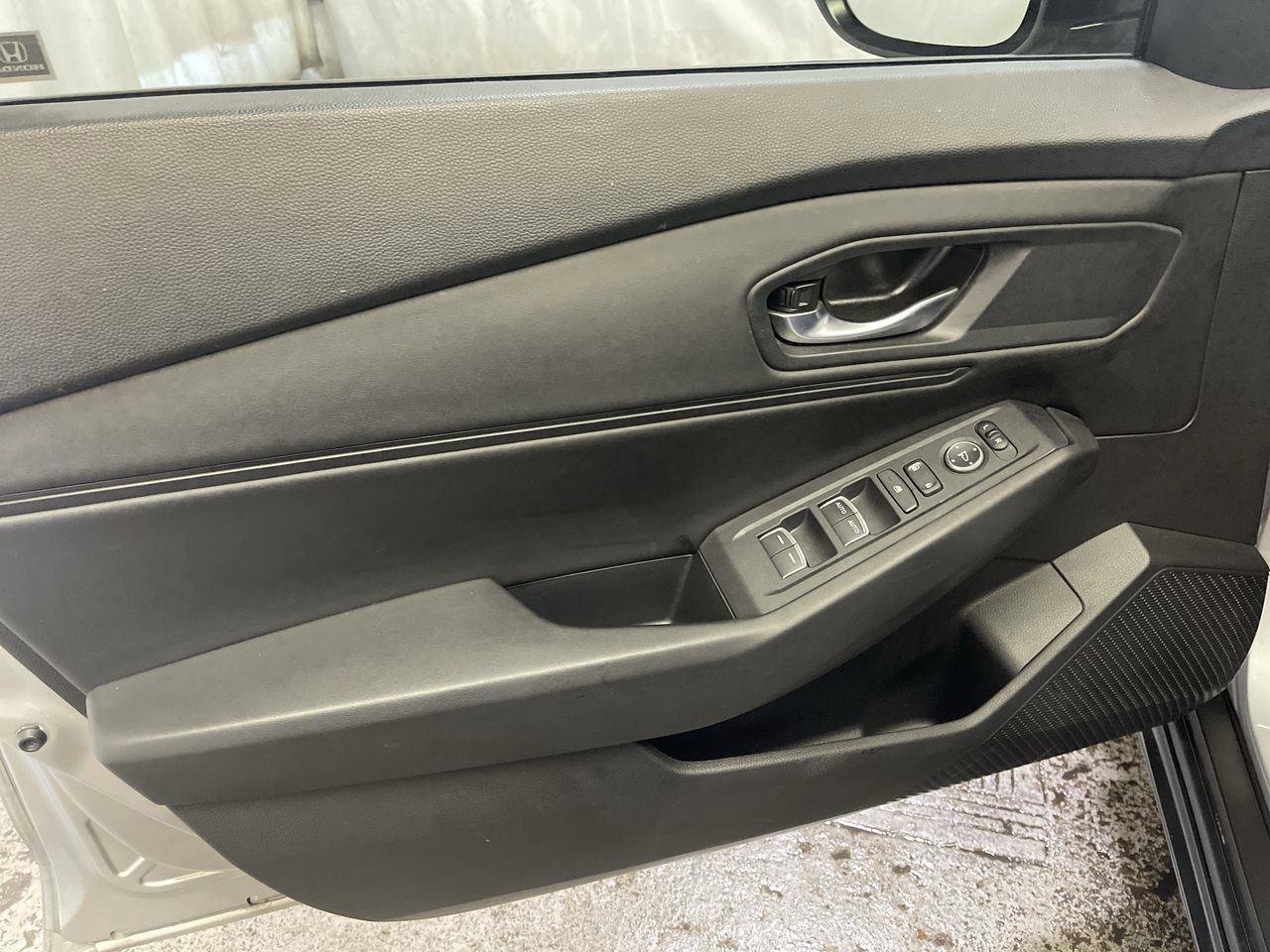 Used 2025 Honda Accord SE image 13