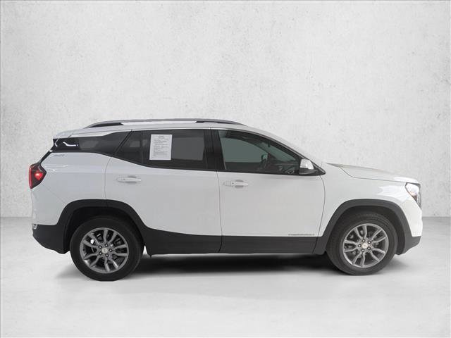 Used 2024 GMC Terrain SLT image 21