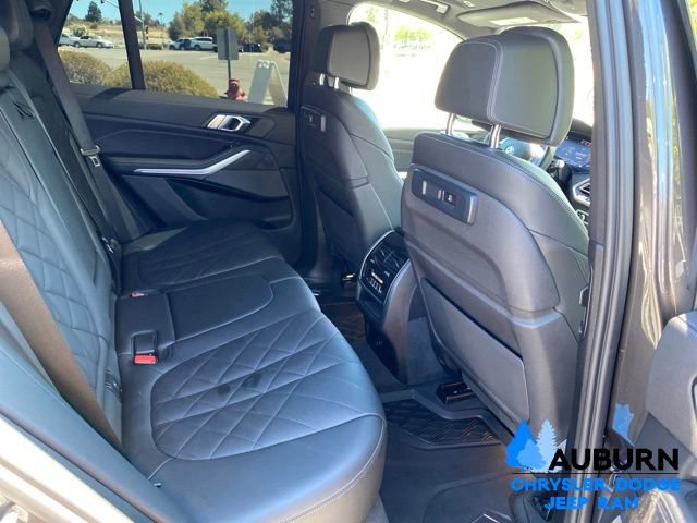 Used 2023 BMW X5 xDrive40i w/ Luxury Seating Package AWD/4WD image 23