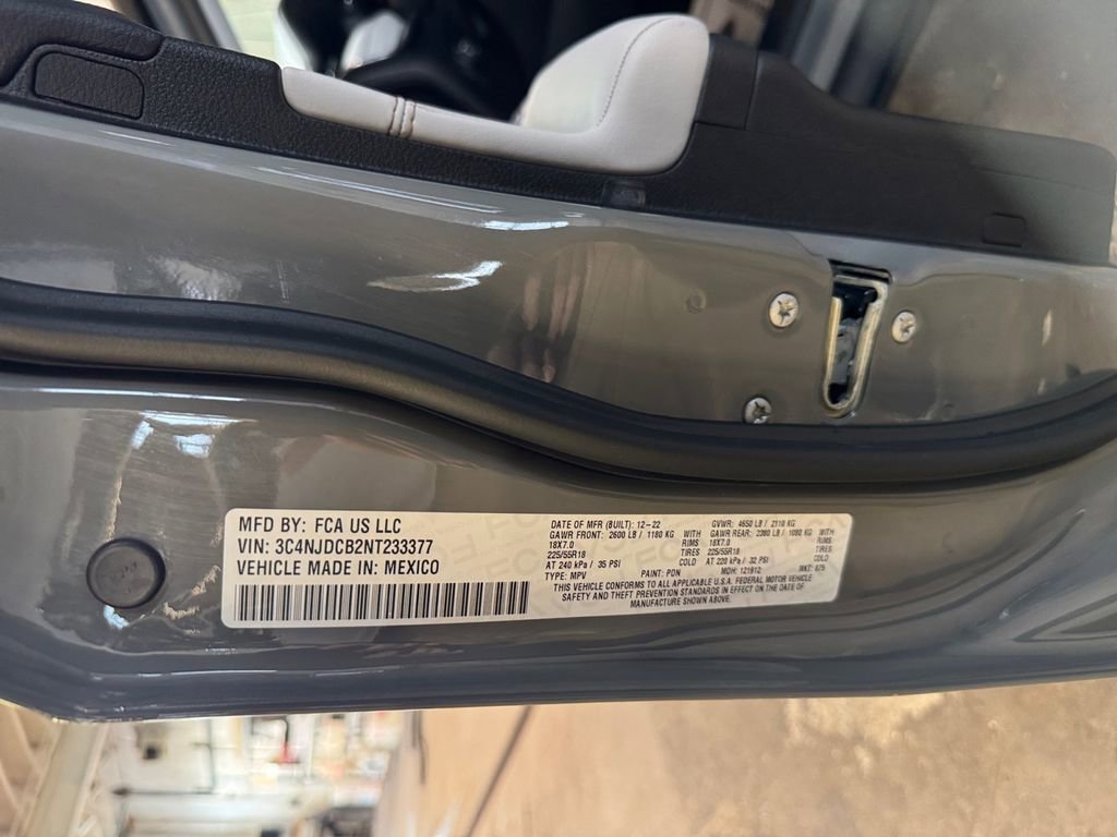 Used 2022 Jeep Compass Limited w/ Sun and Sound Group image 31