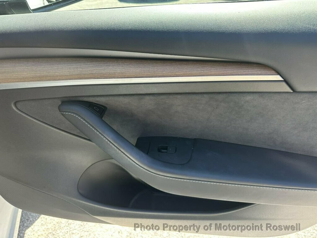 Used 2023 Tesla Model 3 Standard Range RWD image 16
