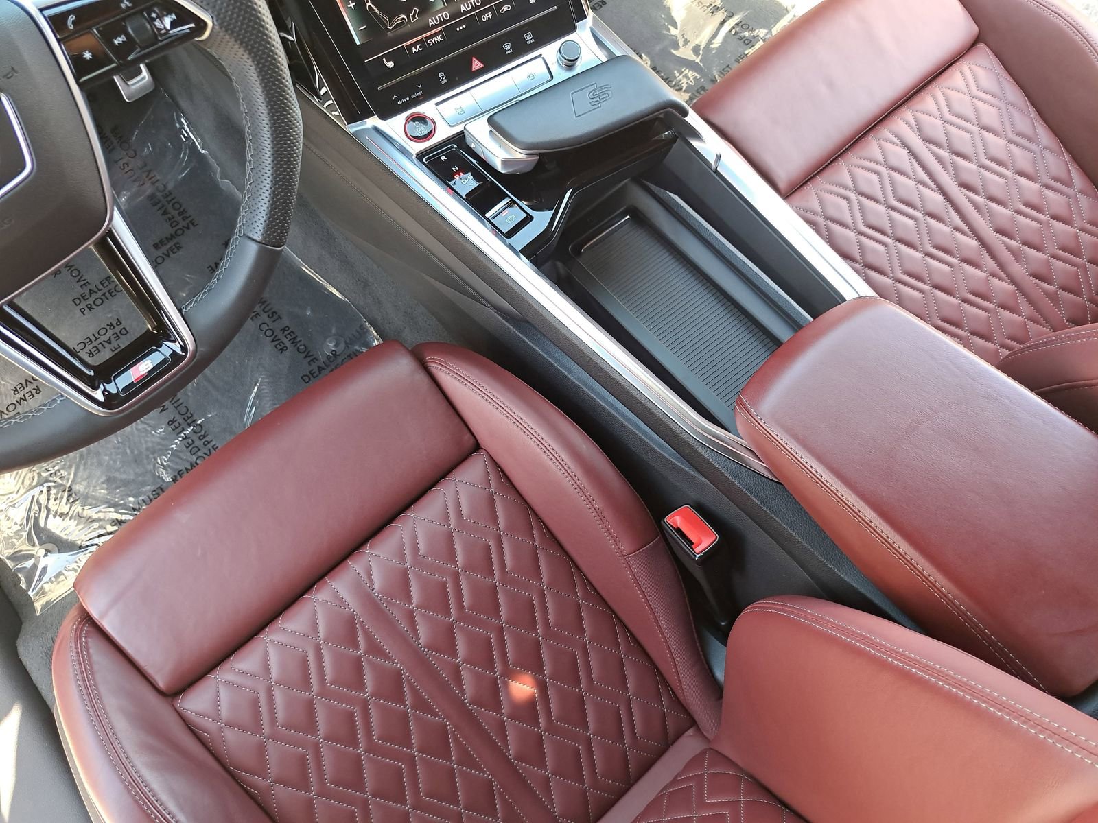 Used 2024 Audi SQ8 e-tron Premium Plus w/ Black Optic Package image 27