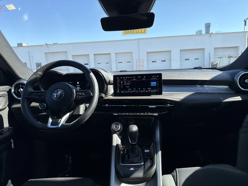 Used 2024 Alfa Romeo Tonale Ti image 18