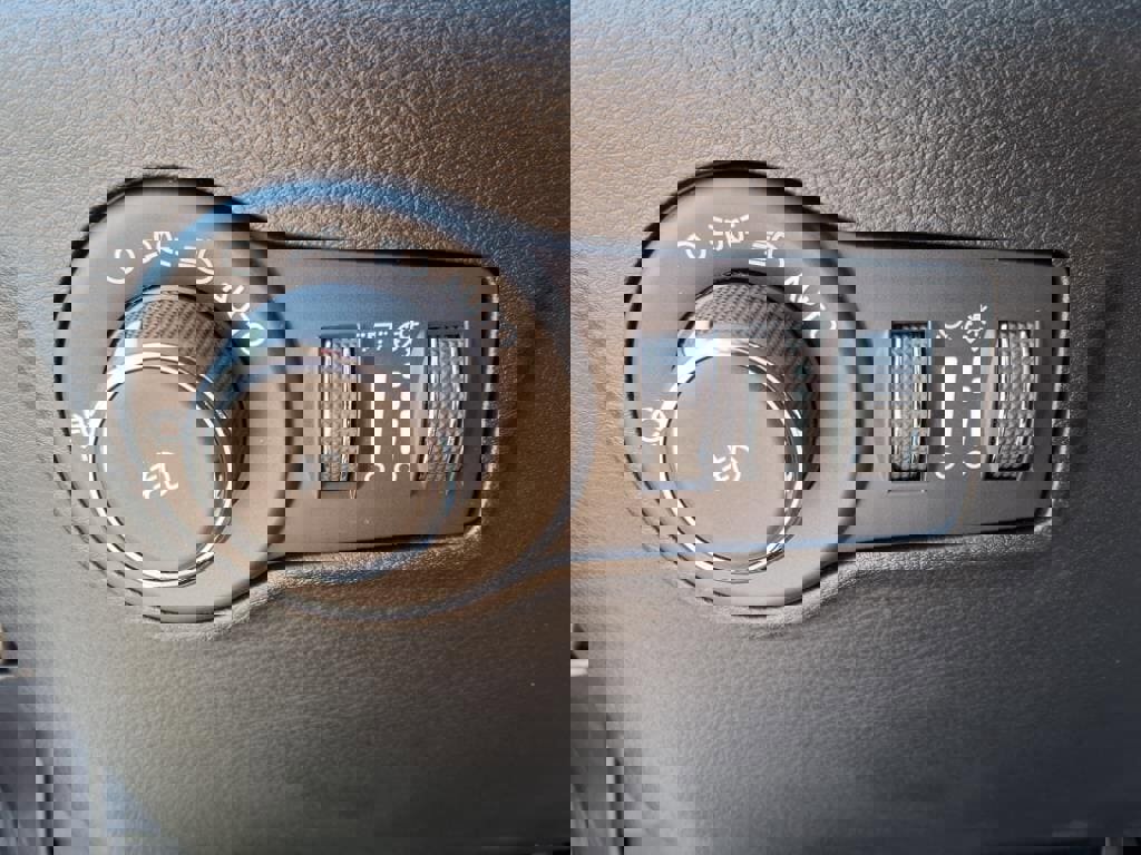 Used 2022 Jeep Compass Latitude image 15