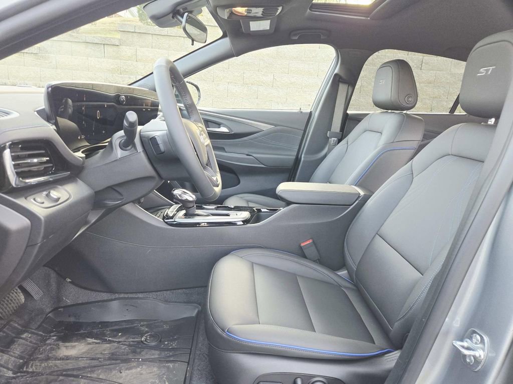 New 2026 Buick Envista Sport Touring w/ Convenience I Package image 12