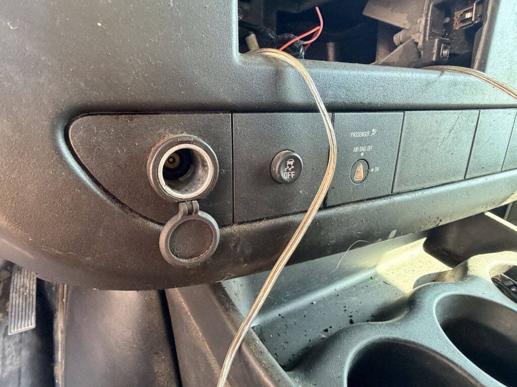Used 2012 Chevrolet Express 2500 w/ Cold Climate Package RWD image 11