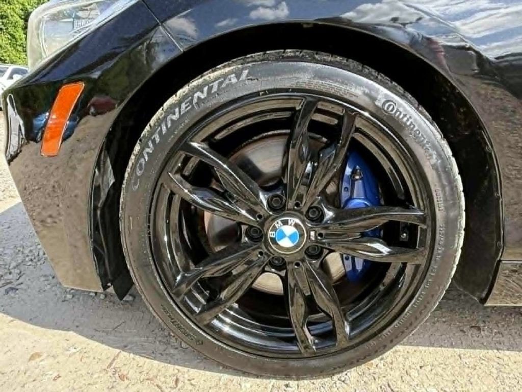 Used 2016 BMW M235i Coupe RWD image 25