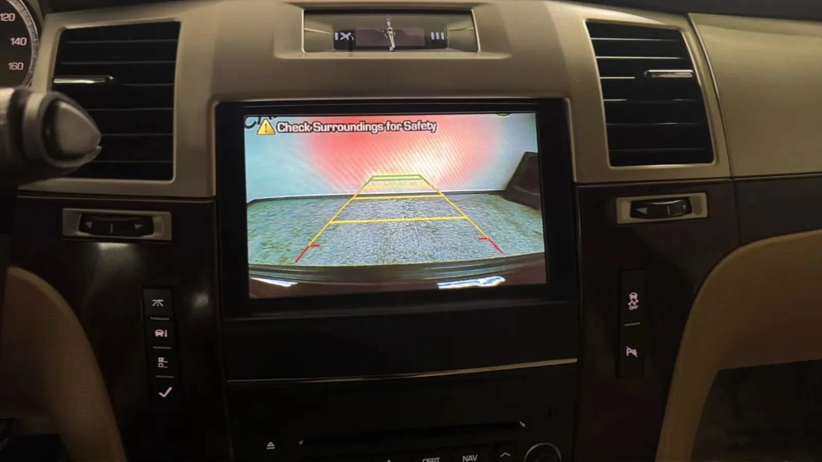 Used 2013 Cadillac Escalade ESV Luxury AWD/4WD image 14