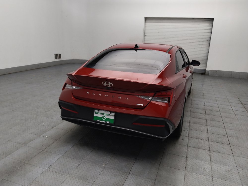 Used 2024 Hyundai Elantra Blue FWD image 7