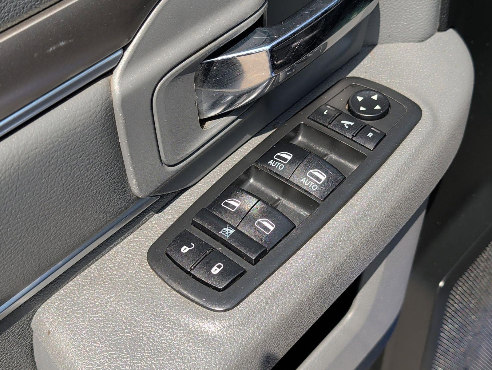 Used 2017 RAM 1500 Lone Star image 9