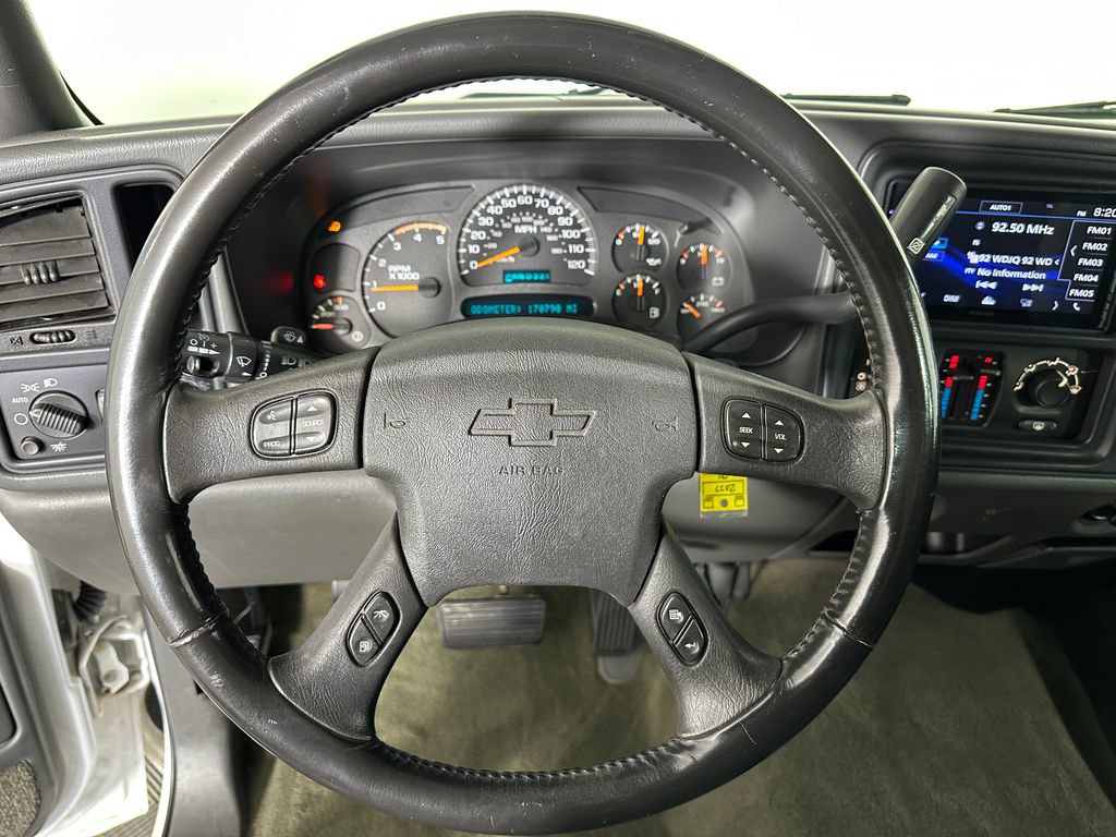 Used 2004 Chevrolet Silverado 2500 LS w/ Heavy-Duty Power Package RWD image 10