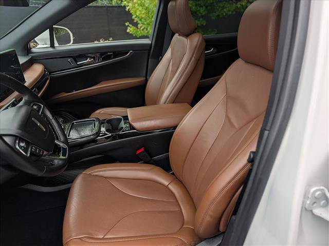 Used 2023 Lincoln Nautilus Reserve AWD/4WD image 28