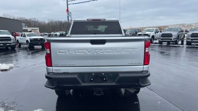 Used 2020 Chevrolet Silverado 2500 Custom w/ Custom Value Package image 4