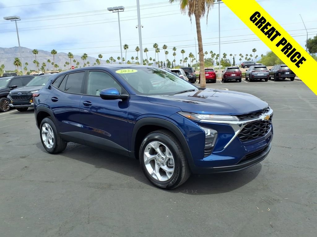 Used 2024 Chevrolet Trax LS w/ LS Convenience Package FWD image 31