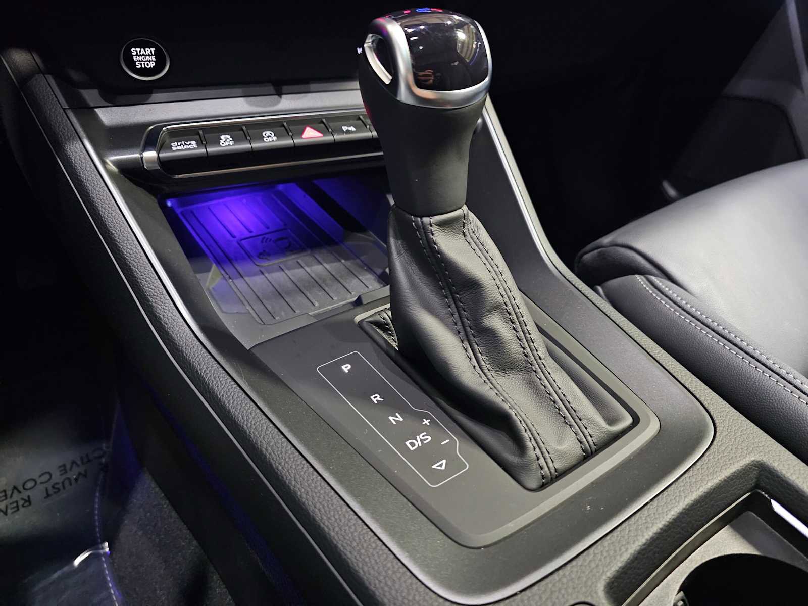 Used 2024 Audi Q3 2.0T Premium Plus image 32