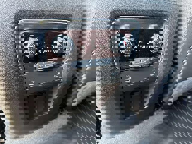 Used 2021 Chevrolet Tahoe LT image 17