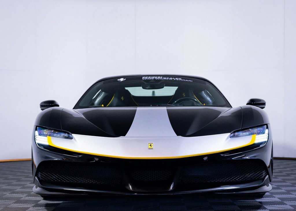 Certified 2025 Ferrari SF90 Spider image 3