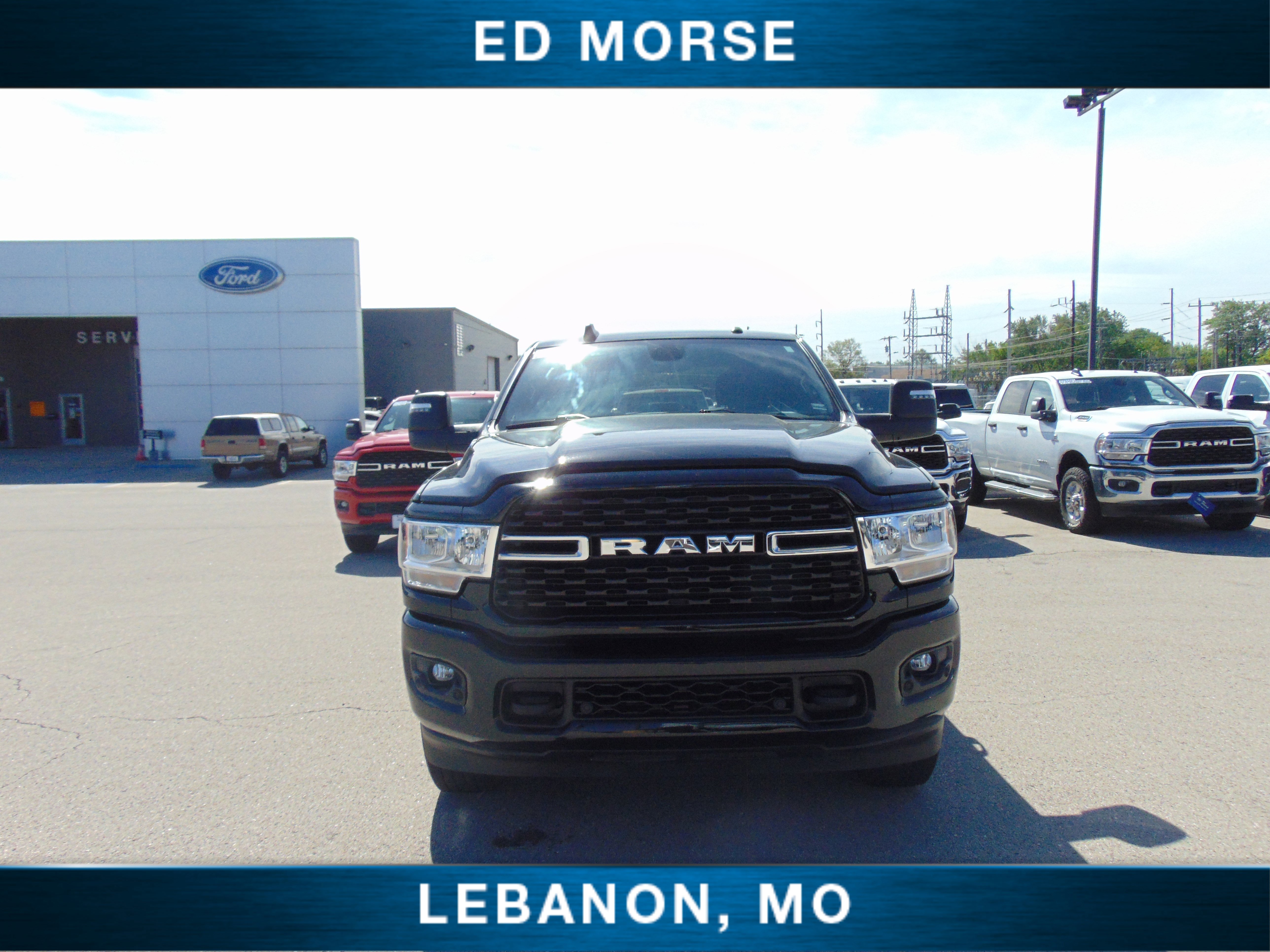 Used 2024 RAM 2500 Big Horn w/ Sport Appearance Package AWD/4WD image 3