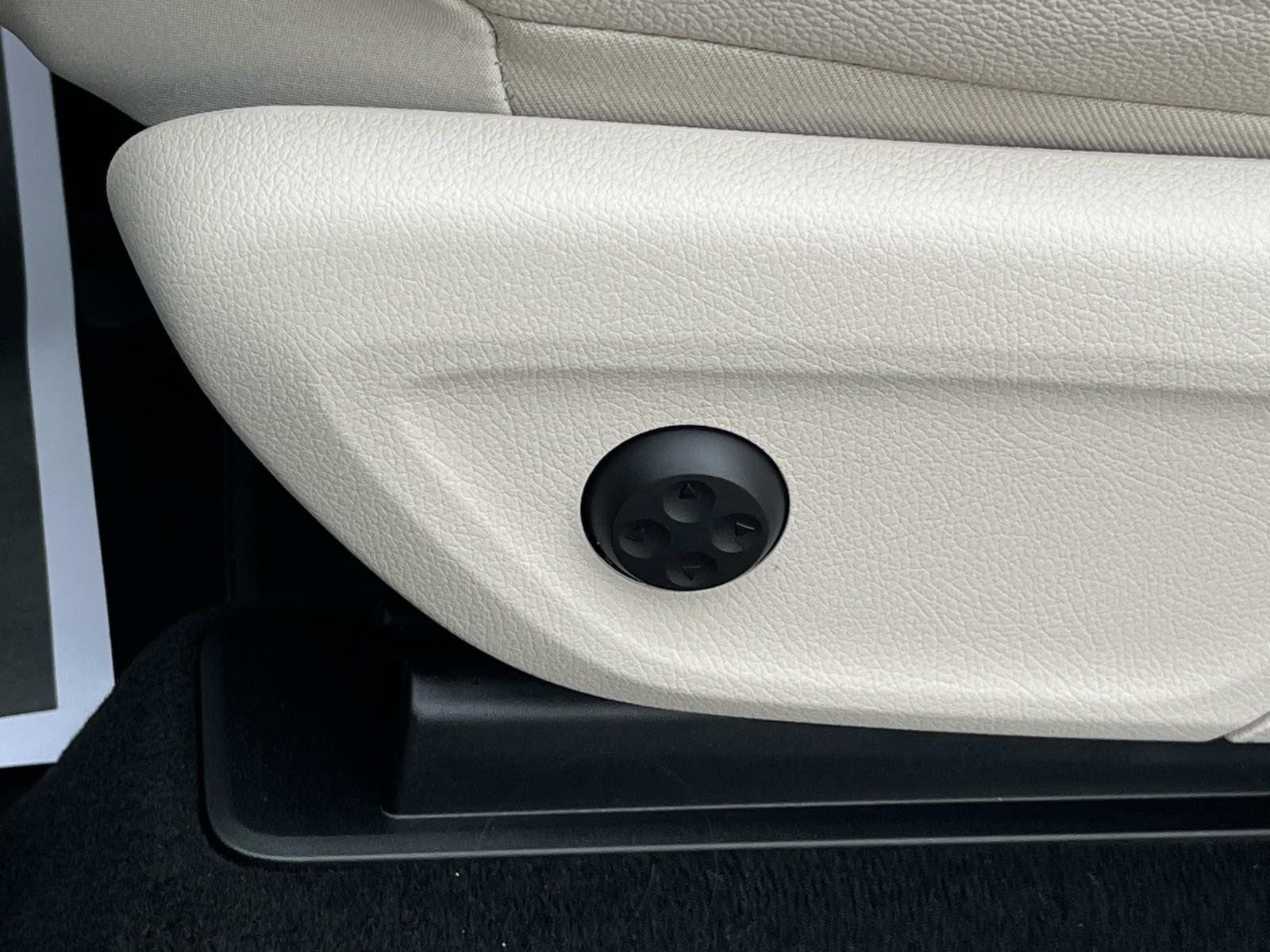 Used 2025 Mercedes-Benz GLE 350 4MATIC image 22