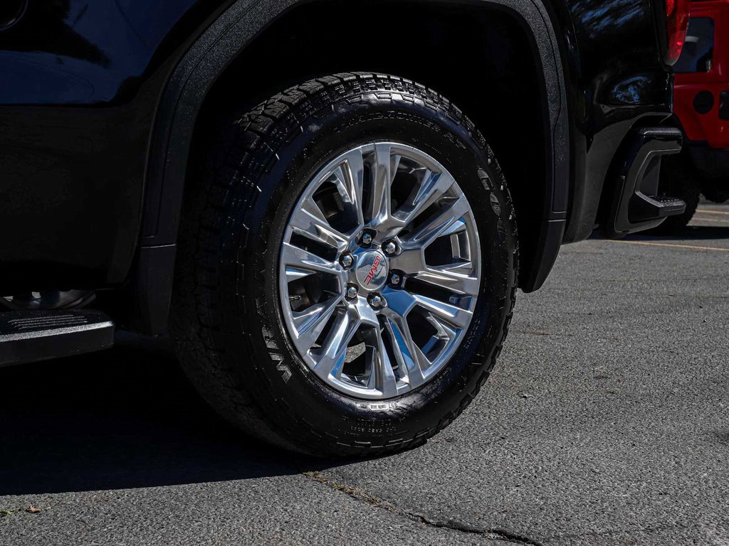 Used 2025 GMC Sierra 1500 Denali image 8