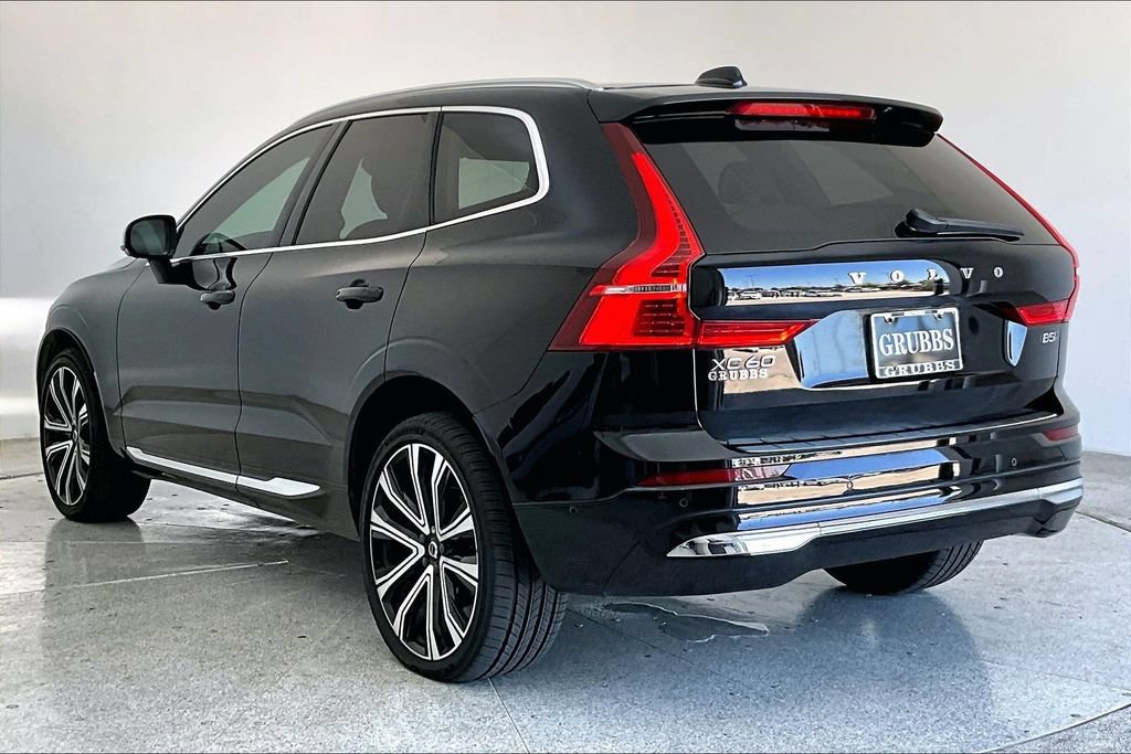 Used 2023 Volvo XC60 B5 Ultimate w/ Climate Package AWD/4WD image 14