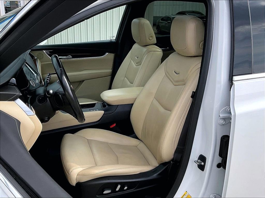 Used 2019 Cadillac XT5 Luxury AWD/4WD image 10