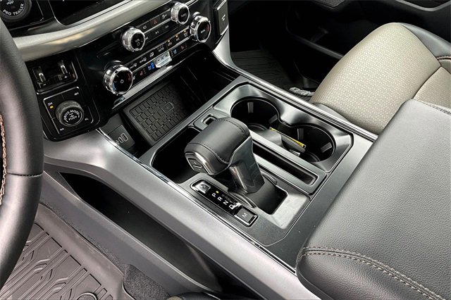 New 2025 Ford F150 Lariat w/ Equipment Group 502A High image 8