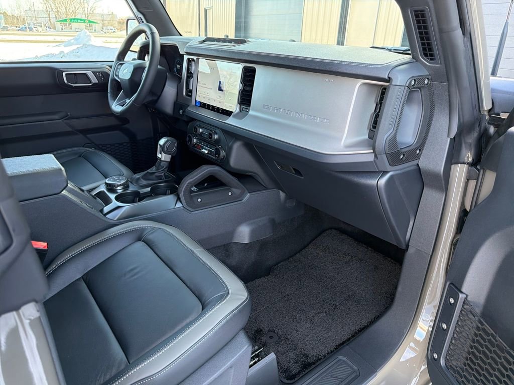 New 2026 Ford Bronco Outer Banks w/ Sasquatch Package image 17