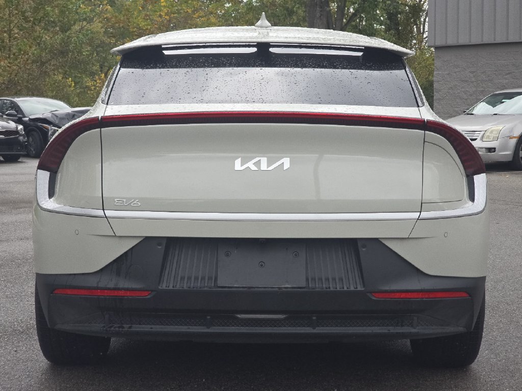 Used 2024 Kia EV6 Light RWD image 15