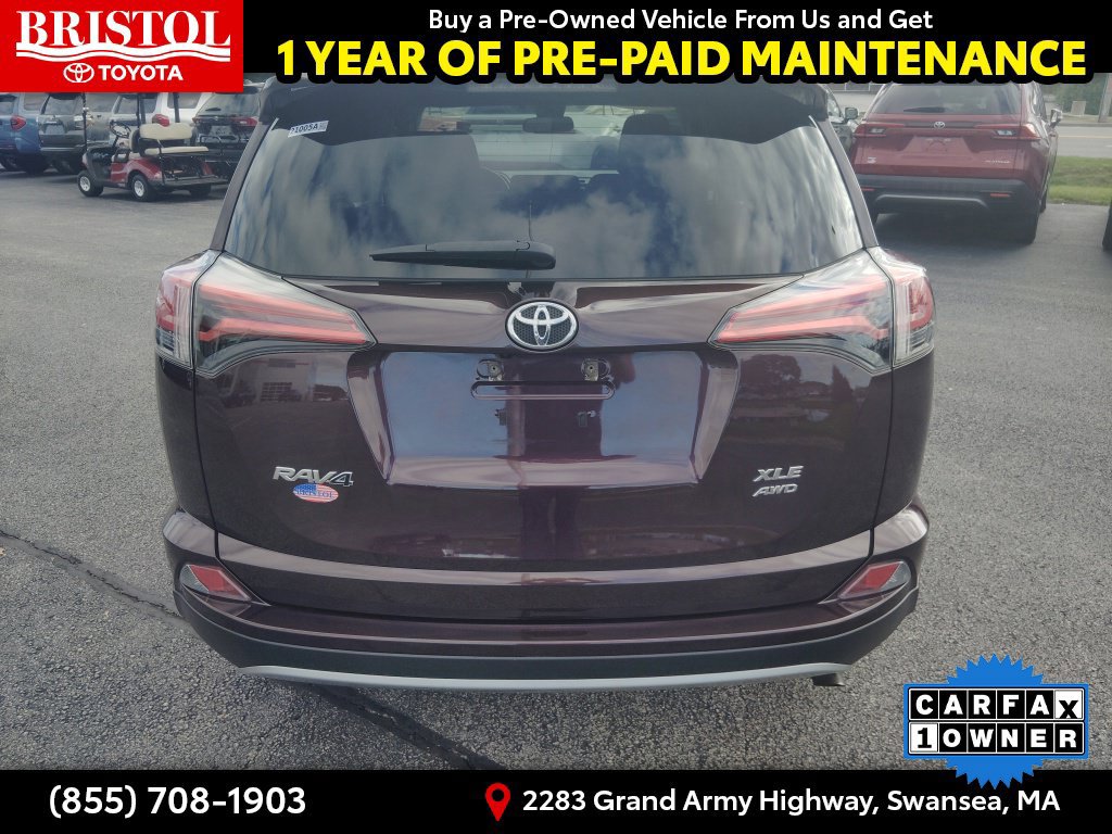 Used 2018 Toyota RAV4 XLE AWD/4WD image 6