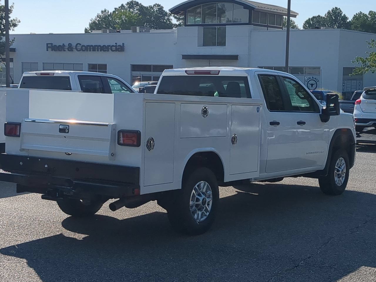 New 2026 GMC Sierra 2500 Pro w/ Convenience Package RWD image 8