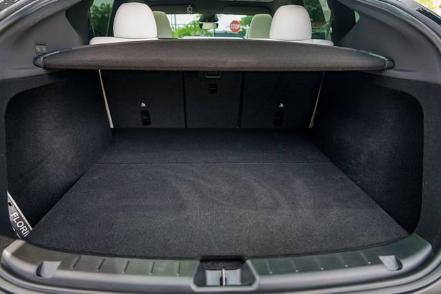 Used 2026 Tesla Model Y 2WD image 18