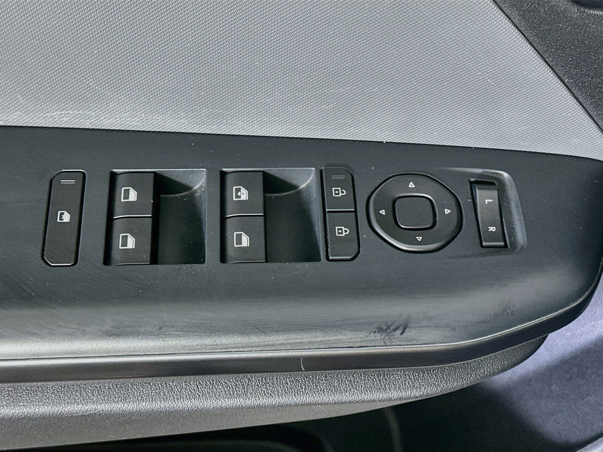 Used 2025 Kia K4 FWD image 15