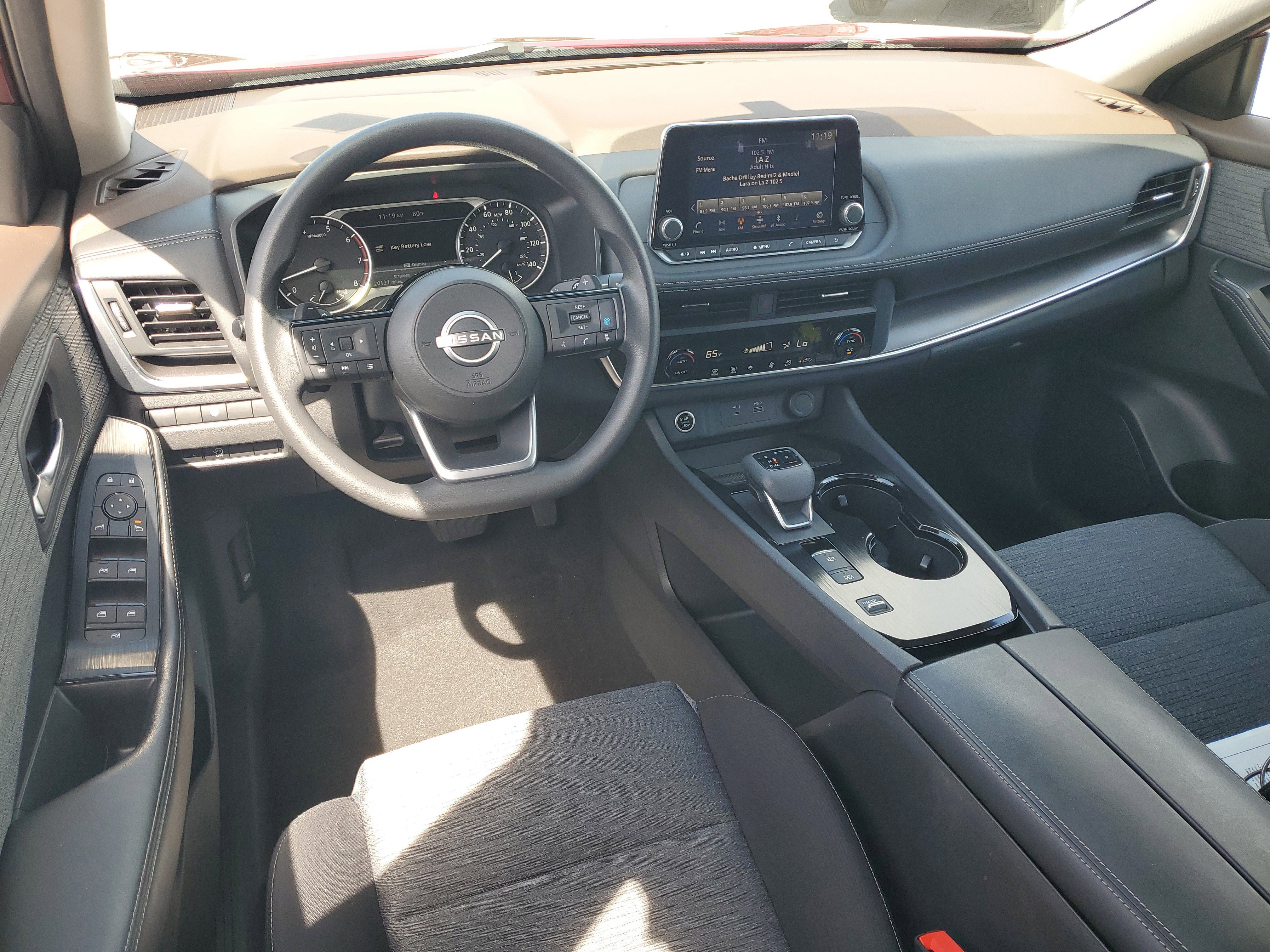 Certified 2023 Nissan Rogue SV FWD image 15