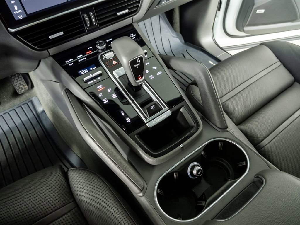 Used 2021 Porsche Cayenne Coupe image 18