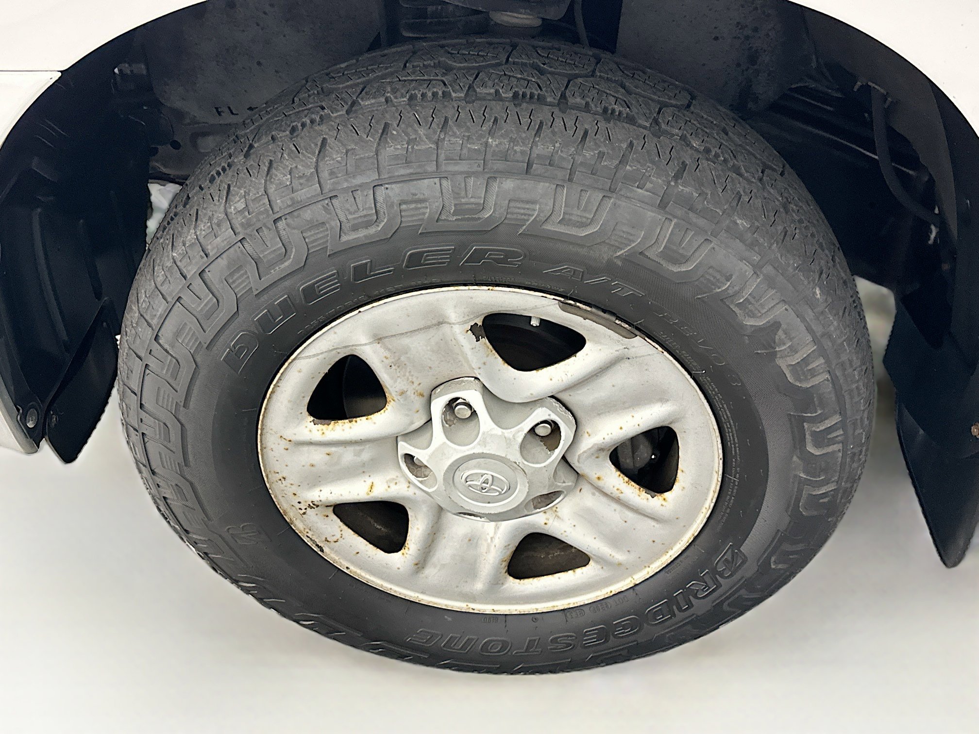 Used 2012 Toyota Tundra 4x4 CrewMax w/ Tow Pkg image 11