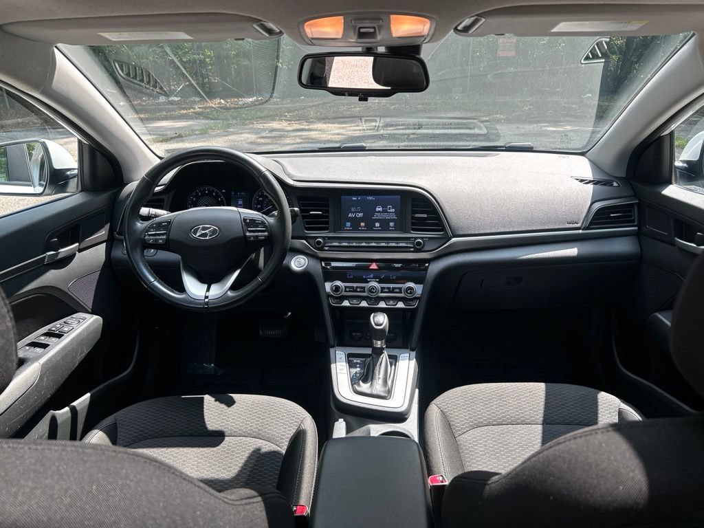 Used 2020 Hyundai Elantra Value Edition w/ Cargo Package (C1) FWD image 27