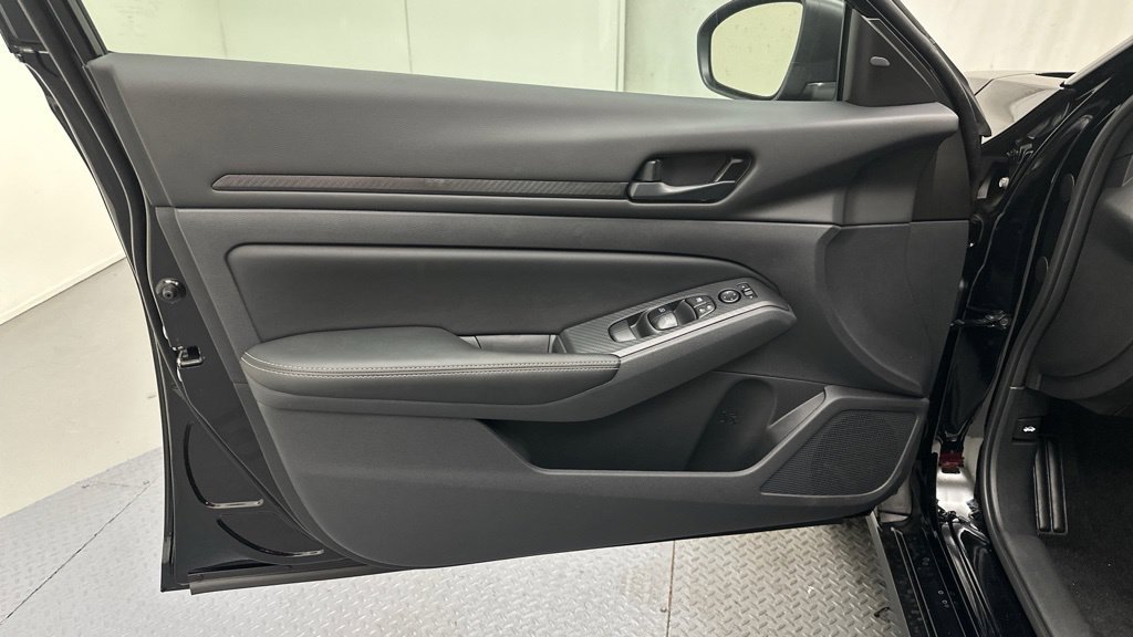 New 2026 Nissan Altima 2.5 SV FWD image 19